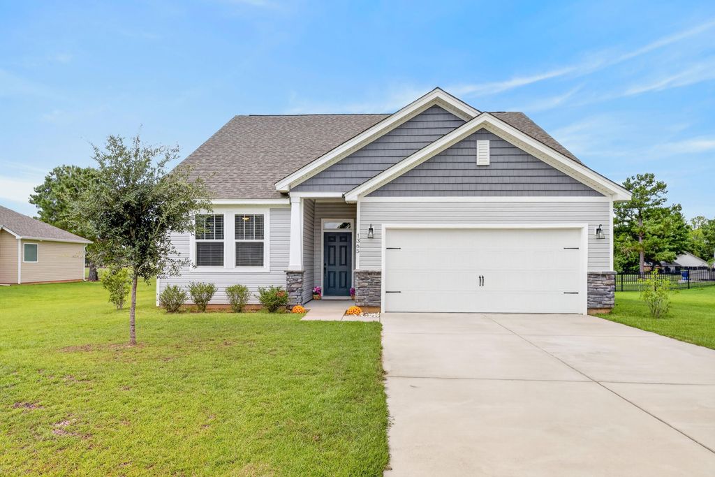 1365 Deercreek Drive, Manning, SC 29102