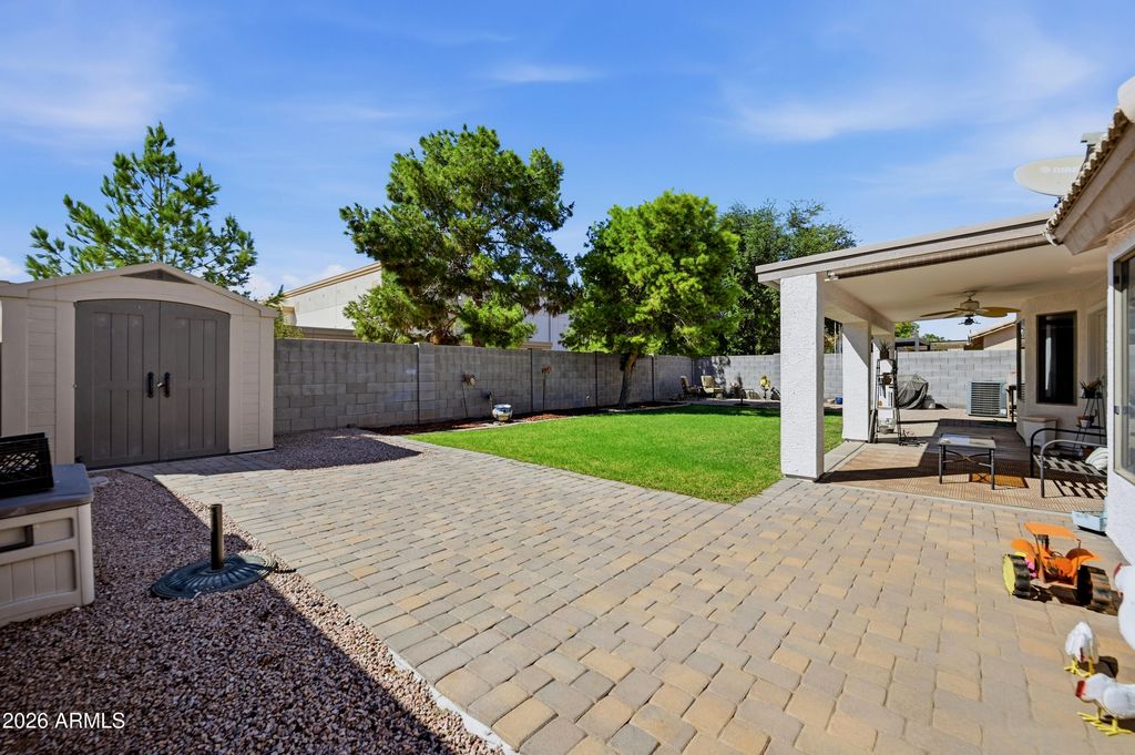762 S BAHAMA Drive, Gilbert, AZ 85296 — photo 5