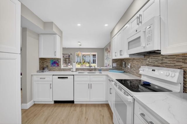 7669 Springwater Place 102, Boynton Beach, FL 33437