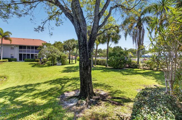 7669 Springwater Place 102, Boynton Beach, FL 33437