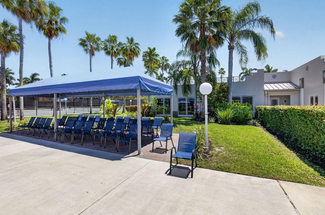 7669 Springwater Place 102, Boynton Beach, FL 33437