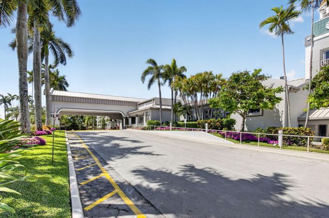 7669 Springwater Place 102, Boynton Beach, FL 33437