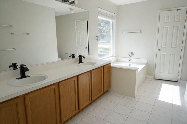 10307 Sugarbridge Trail, Sugar Land, TX 77498