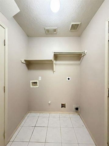 10307 Sugarbridge Trail, Sugar Land, TX 77498