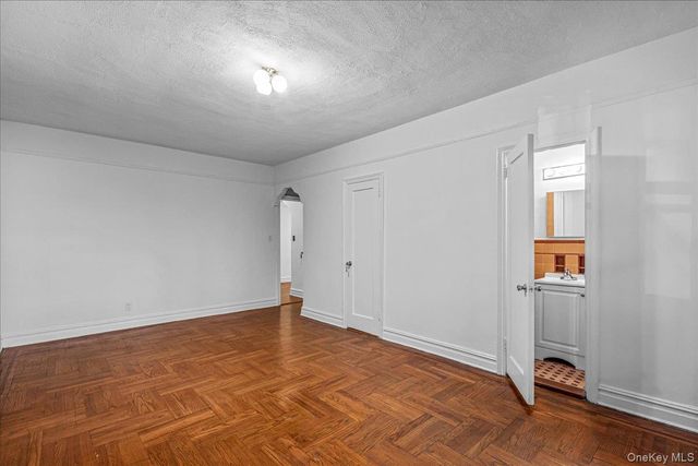 35-30 73 Street 1F, Jackson Heights, NY 11372