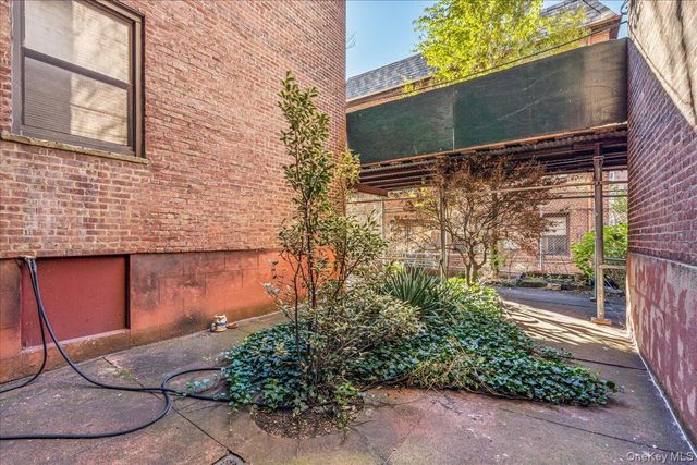 35-30 73 Street 1F, Jackson Heights, NY 11372