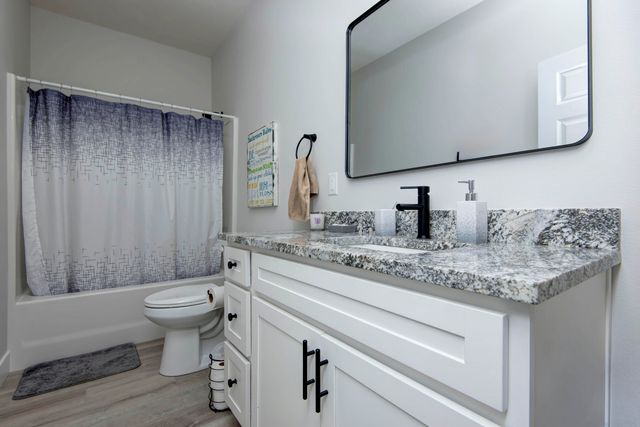 9751 N Farm Road 205, Fair Grove, MO 65648