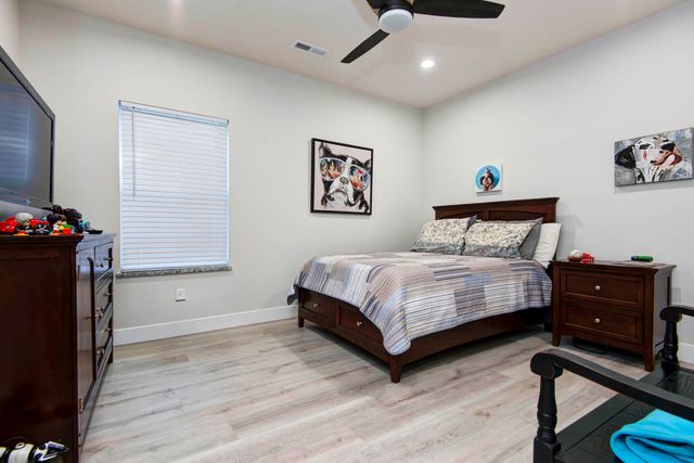 9751 N Farm Road 205, Fair Grove, MO 65648