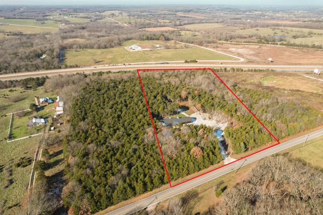 9751 N Farm Road 205, Fair Grove, MO 65648