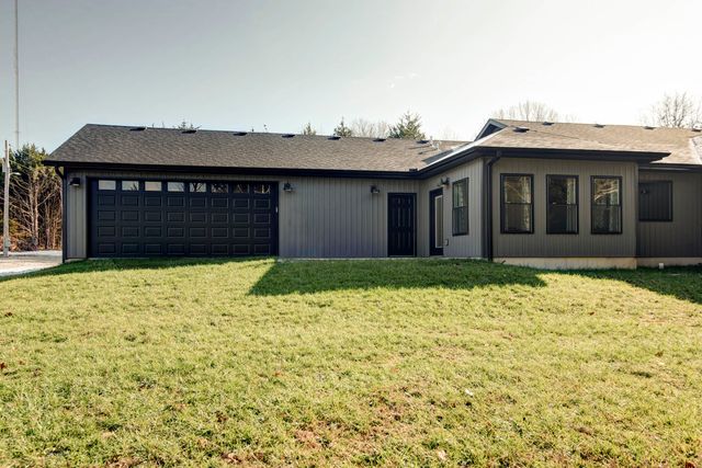 9751 N Farm Road 205, Fair Grove, MO 65648