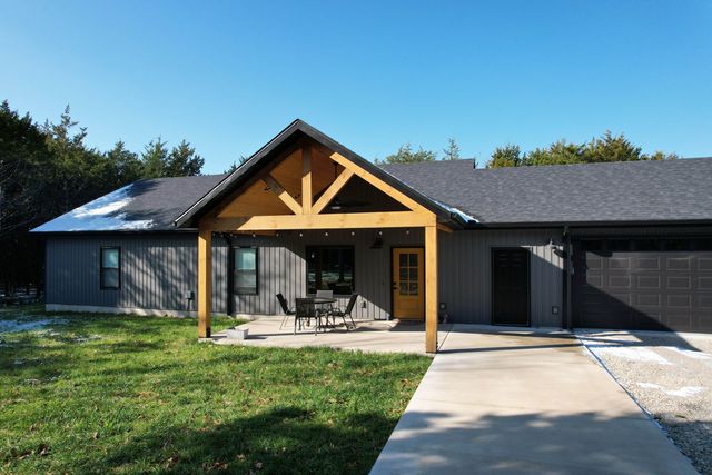 9751 N Farm Road 205, Fair Grove, MO 65648