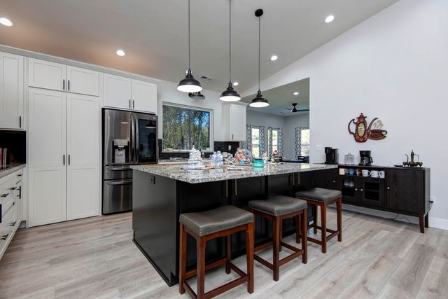 9751 N Farm Road 205, Fair Grove, MO 65648