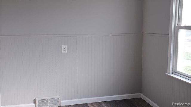 19587 Waltham Street, Detroit, MI 48205