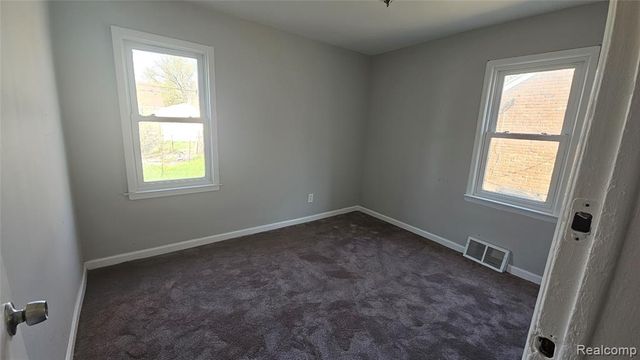 19587 Waltham Street, Detroit, MI 48205