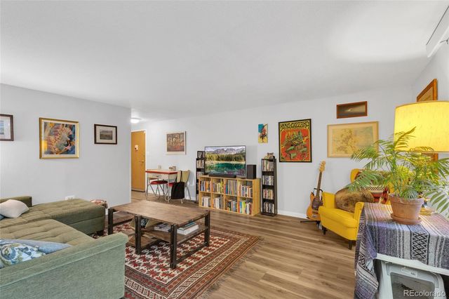 1085 N Lafayette Street 204, Denver, CO 80218