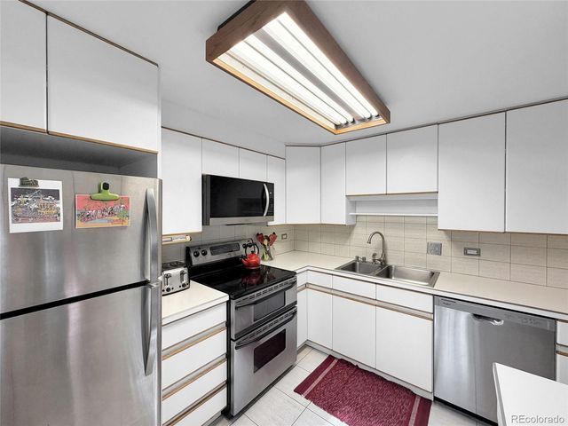 1085 N Lafayette Street 204, Denver, CO 80218