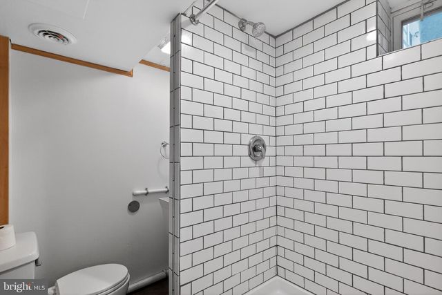 152 KINGSTON PARK LN, Baltimore, MD 21220