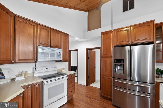 152 KINGSTON PARK LN, Baltimore, MD 21220