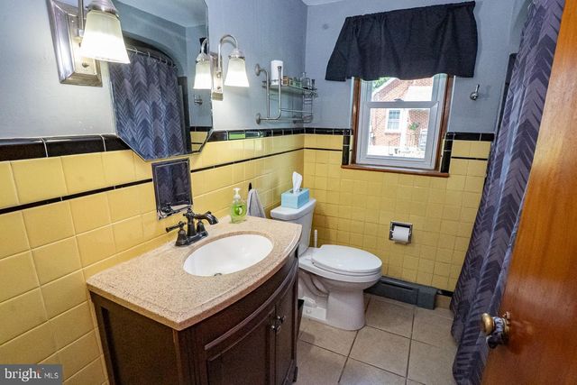 630 MONTGOMERY AVE, Boyertown, PA 19512