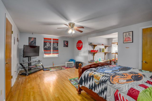 711 Maple Avenue, Falmouth, KY 41040