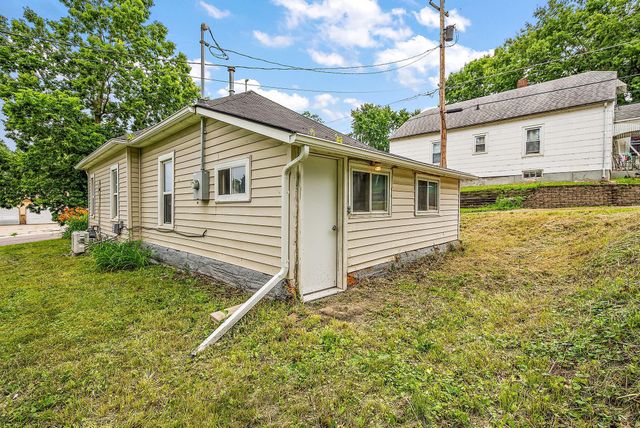 208 Swan Street, Le Sueur, MN 56058