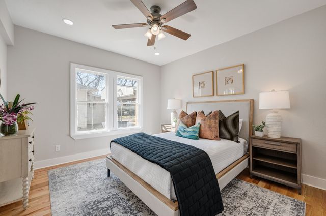 339 S Montclair Avenue, Dallas, TX 75208