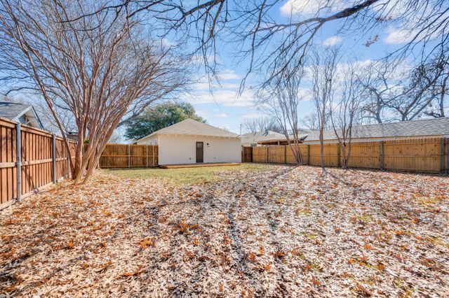 339 S Montclair Avenue, Dallas, TX 75208