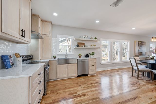 339 S Montclair Avenue, Dallas, TX 75208