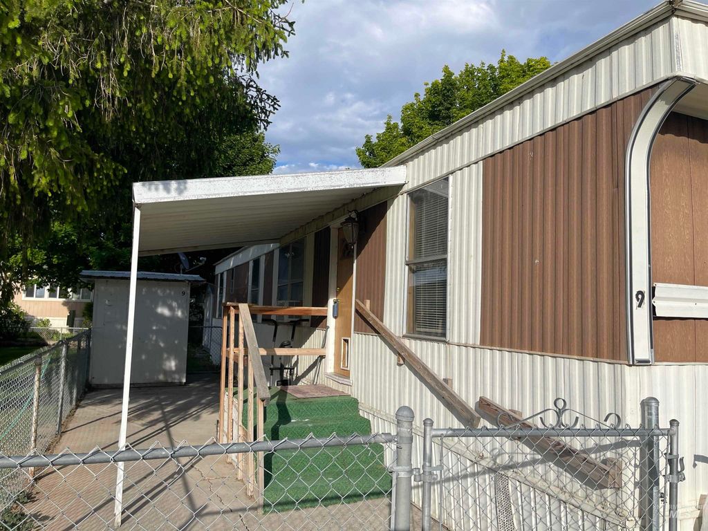 198 South Hills Rd #9, Twin Falls, ID 83301 photo 2