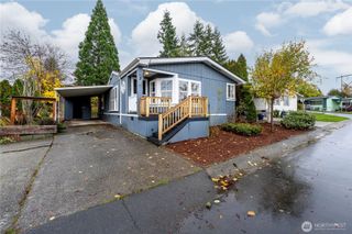 704 87th Avenue NE #2, Lake Stevens, WA 98258