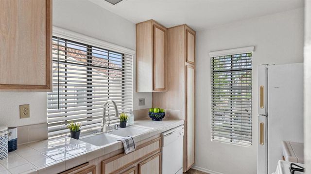 10684 Dabney Drive 106, San Diego, CA 92126