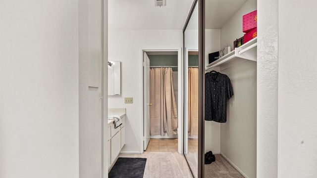 10684 Dabney Drive 106, San Diego, CA 92126