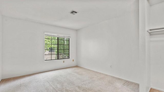 10684 Dabney Drive 106, San Diego, CA 92126