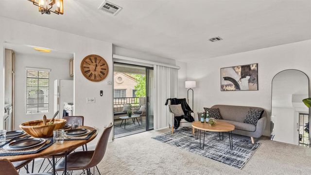 10684 Dabney Drive 106, San Diego, CA 92126