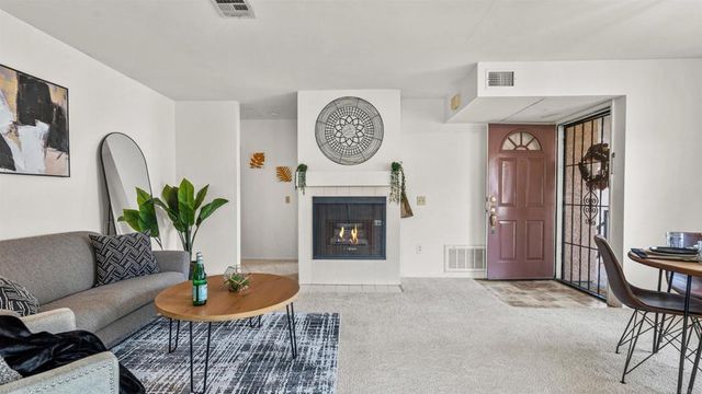 10684 Dabney Drive 106, San Diego, CA 92126