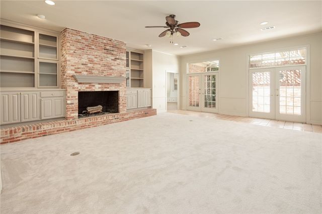 2302 East Briargate Drive, Bryan, TX 77802