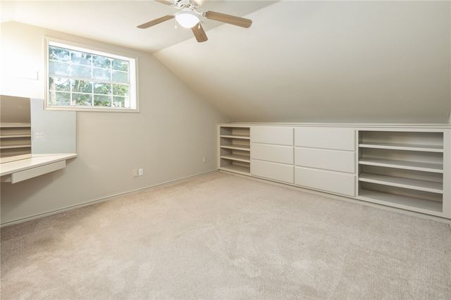 2302 East Briargate Drive, Bryan, TX 77802