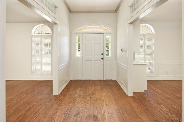 2302 East Briargate Drive, Bryan, TX 77802