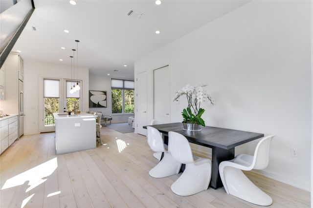 2606 Sutherland ST, Austin, TX 78746