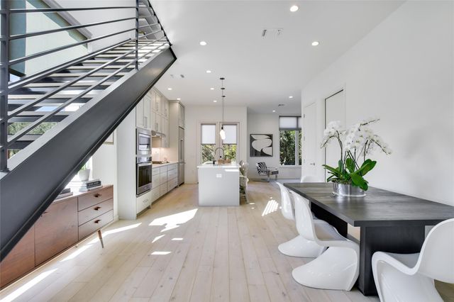 2606 Sutherland ST, Austin, TX 78746