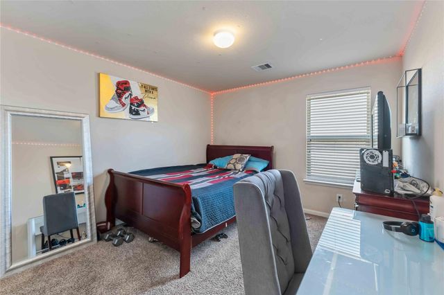 9902 Bezeled Circle Lane, Rosharon, TX 77583