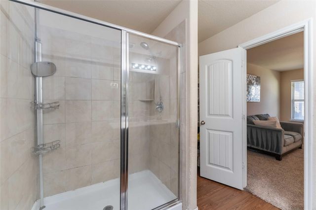 9902 Bezeled Circle Lane, Rosharon, TX 77583