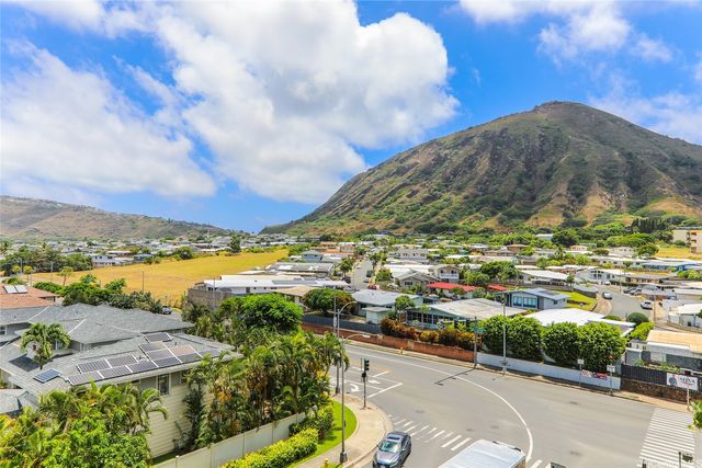 520 Lunalilo Home Road 8404, Honolulu, HI 96825