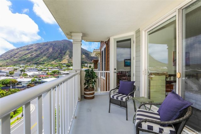 520 Lunalilo Home Road 8404, Honolulu, HI 96825