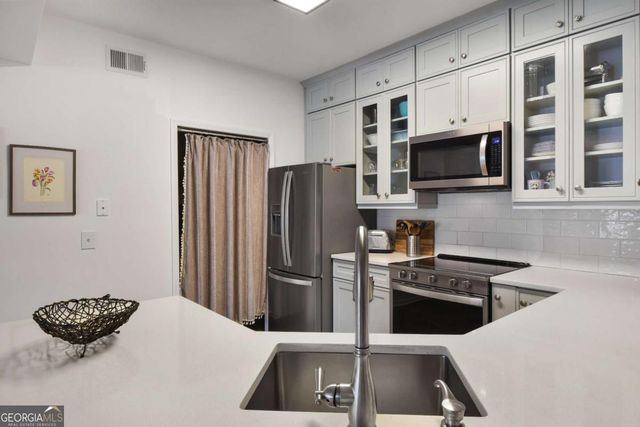 1704 Frederica Road 701, St. Simons, GA 31522