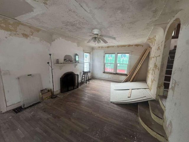 1320 6th Street, Muskegon, MI 49441