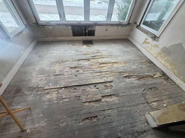 1320 6th Street, Muskegon, MI 49441