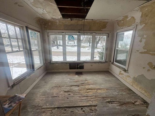 1320 6th Street, Muskegon, MI 49441