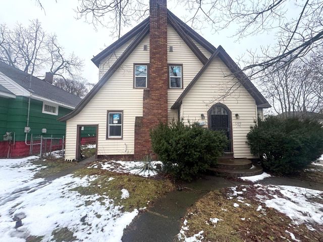 1320 6th Street, Muskegon, MI 49441