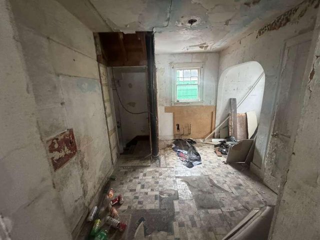 1320 6th Street, Muskegon, MI 49441